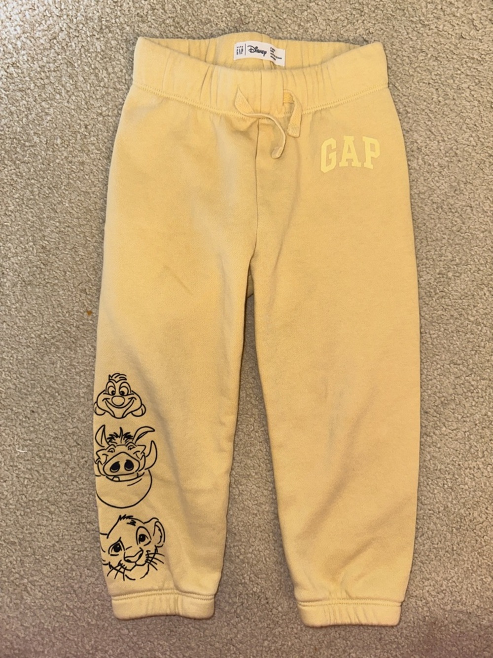 GAP Disney Lion King Kids Yellow Simba Sweatshirt & Joggers Set - Picture 6 of 7